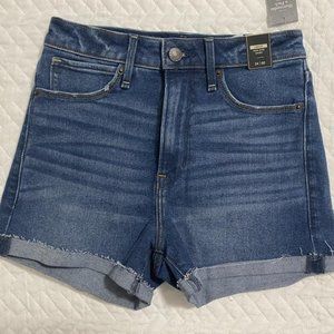 Size: (24 I 00)  Abercrombie & Fitch Jean Shorts